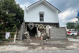 Untuk Dijual Kost 14 Kamar di Yogyakarta untuk Investasi Anda Untuk Dijual Kost 14 Kamar di Yogyakarta untuk Investasi Anda