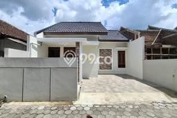 Rumah Strategis Minimalis Lb 48m2 di Banguntapan, Bantul Rumah Strategis Minimalis Lb 48m2 di Banguntapan, Bantul