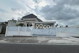 Vila di Ngemplak, Ukuran 238m2m², Akses ke berbagai fasilitas umum Vila di Ngemplak, Ukuran 238m2m², Akses ke berbagai fasilitas umum