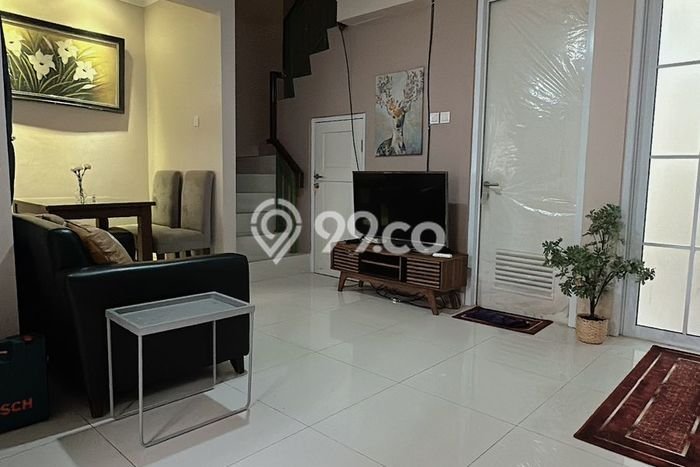 Rumah Modern 2 KT di Gading Serpong Tangerang Full Furnished Rumah Modern 2 KT di Gading Serpong Tangerang Full Furnished