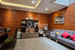 PROPERTI PILIHAN! Rumah Nyaman di , LT 90m2m² Bangunan 160m2m² PROPERTI PILIHAN! Rumah Nyaman di , LT 90m2m² Bangunan 160m2m²
