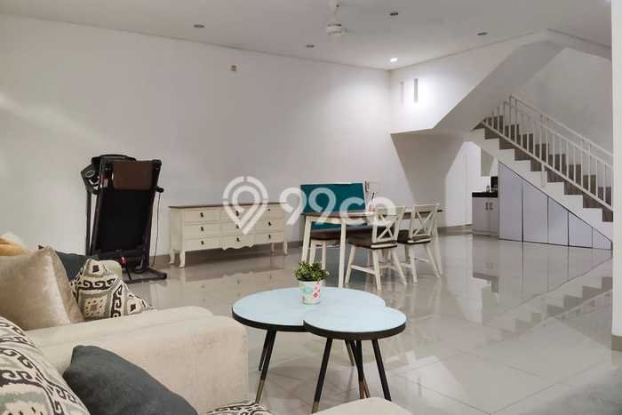 Disewakan Rumah Murah di Tanjung Barat Jakarta Selatan Punya 4 Kamar Tidur Disewakan Rumah Murah di Tanjung Barat Jakarta Selatan Punya 4 Kamar Tidur