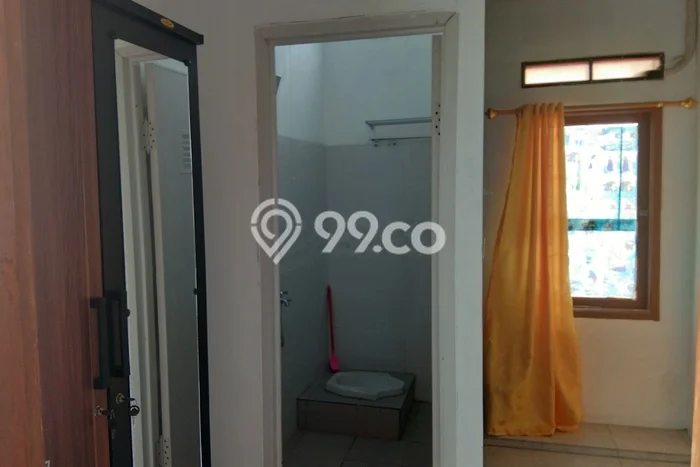 FOR SALE Kost 7 Kamar, 7 Kamar Mandi di Mampang Prapatan, Jakarta Selatan, Luas 146m2 FOR SALE Kost 7 Kamar, 7 Kamar Mandi di Mampang Prapatan, Jakarta Selatan, Luas 146m2