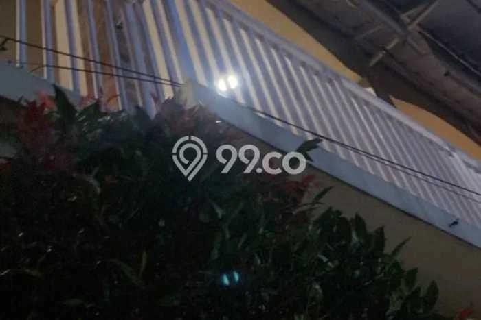 Kos-kosan Dijual di Pesanggrahan, Jakarta Selatan dengan 10 Kamar Tidur, 6 Kamar Mandi Kos-kosan Dijual di Pesanggrahan, Jakarta Selatan dengan 10 Kamar Tidur, 6 Kamar Mandi