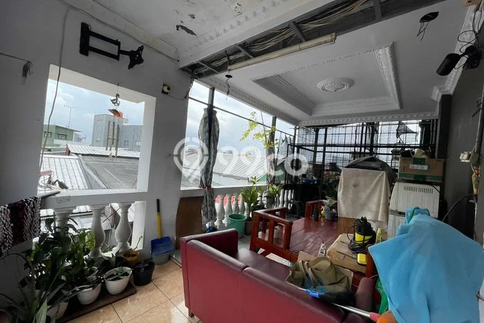 Cocok Untuk Investasi! Dijual Kost di Daan Mogot 14 Kamar Cocok Untuk Investasi! Dijual Kost di Daan Mogot 14 Kamar