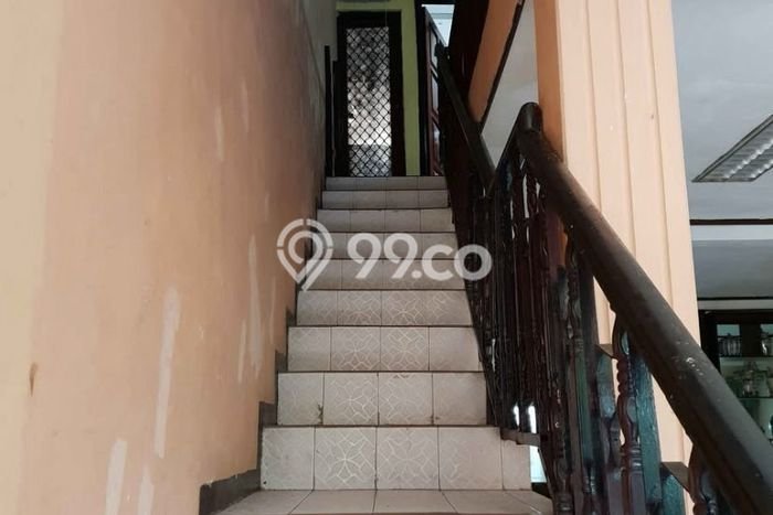 Kost Dijual Lokasi Menteng, Jakarta Pusat, Spesifikasi 14 Kamar Tidur dan Luas 560m2 Kost Dijual Lokasi Menteng, Jakarta Pusat, Spesifikasi 14 Kamar Tidur dan Luas 560m2