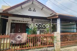 Rumah Mewah Siap Huni LT 135m2 di Tebet, Jakarta Selatan Rumah Mewah Siap Huni LT 135m2 di Tebet, Jakarta Selatan