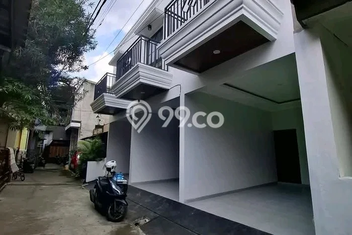 Dijual Cepat Rumah Bagus Siap Huni LB 100m2 di Ciracas, Jakarta Timur Dijual Cepat Rumah Bagus Siap Huni LB 100m2 di Ciracas, Jakarta Timur