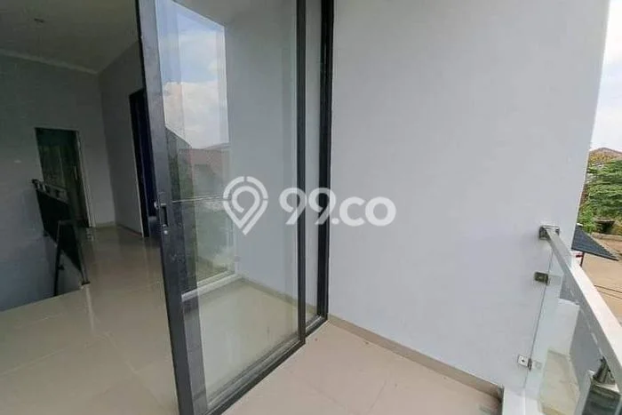 Jual Rumah Eksklusif 3 KT di Cijantung, Jakarta Timur Jual Rumah Eksklusif 3 KT di Cijantung, Jakarta Timur