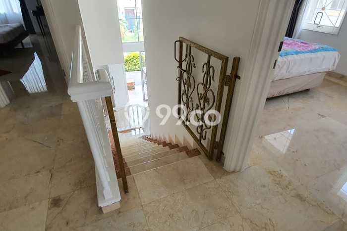 Rumah Luxury Modern Tanpa Renovasi di Lippo Karawaci Tangerang Rumah Luxury Modern Tanpa Renovasi di Lippo Karawaci Tangerang