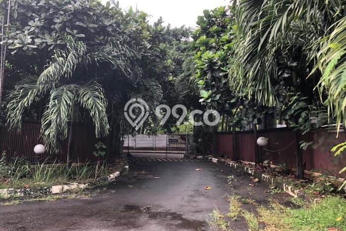 Komersial Bagus Dijual LB 1308m2 Lokasi Strategis Jakarta Timur Area Cocok untuk Berbisnis Komersial Bagus Dijual LB 1308m2 Lokasi Strategis Jakarta Timur Area Cocok untuk Berbisnis