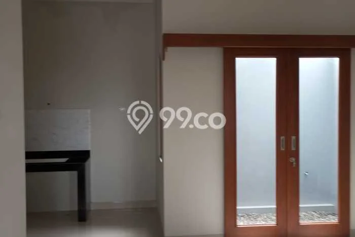 For Sale! Luxury House LT 105m2 Desain Modern di Kampung Rambutan For Sale! Luxury House LT 105m2 Desain Modern di Kampung Rambutan