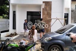 For Sale Rumah 2 Kamar Lokasi Ideal Nyaman dan Strategis di Jatisampurna For Sale Rumah 2 Kamar Lokasi Ideal Nyaman dan Strategis di Jatisampurna
