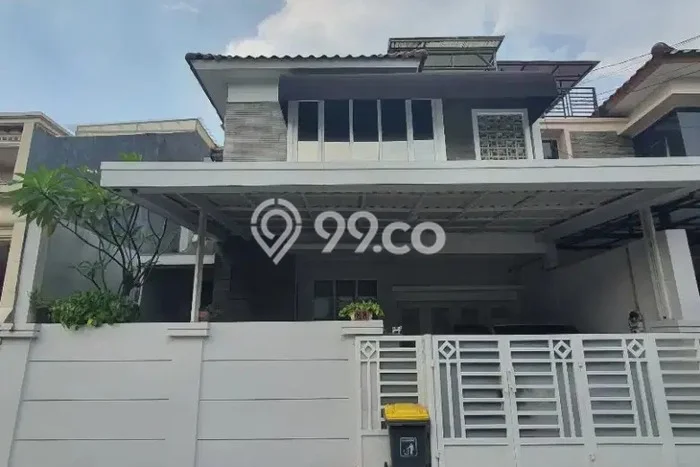 Jual Rumah Luas Megah Dengan View Cantik di Pondok Kelapa, Jakarta Timur Jual Rumah Luas Megah Dengan View Cantik di Pondok Kelapa, Jakarta Timur