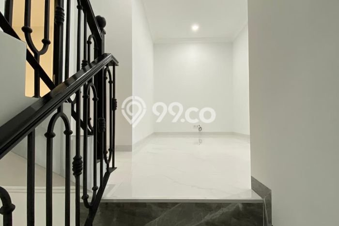 Dijual Rumah Elit Exclusive di Ciracas, Jakarta Timur Dijual Rumah Elit Exclusive di Ciracas, Jakarta Timur