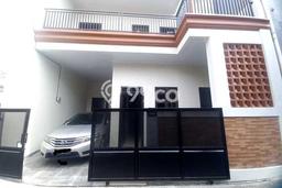 Rumah Modern 3 Kamar LT 80m2 di Pondok Kelapa Rumah Modern 3 Kamar LT 80m2 di Pondok Kelapa