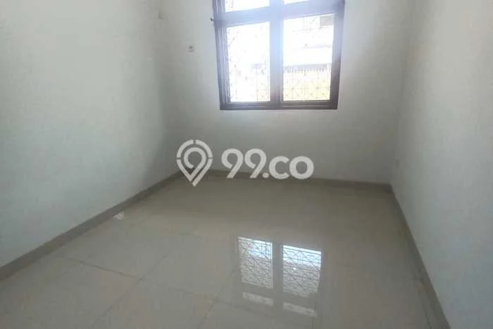 Rumah Strategis Minimalis Lb 80m2 di Duren Sawit, Jakarta Timur Rumah Strategis Minimalis Lb 80m2 di Duren Sawit, Jakarta Timur