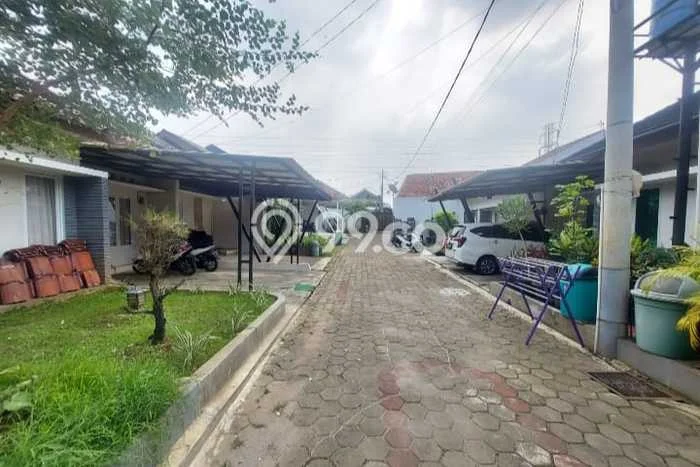 Dijual Hunian Rumah Terawat 2 KT di Jatiwarna, Bekasi Dijual Hunian Rumah Terawat 2 KT di Jatiwarna, Bekasi