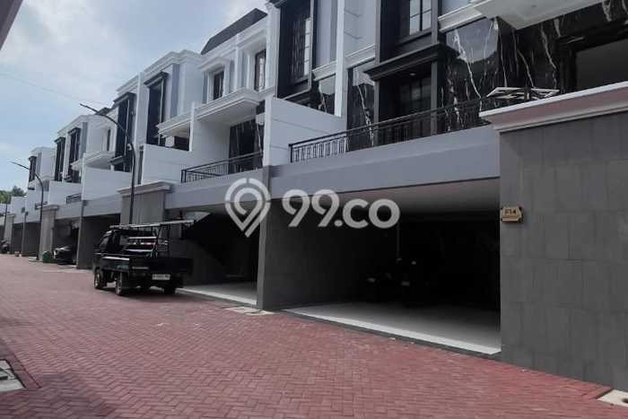 Rumah Elit LB 223m2 Siap Pakai Desain Elegan di Bambu Apus, Jakarta Timur Rumah Elit LB 223m2 Siap Pakai Desain Elegan di Bambu Apus, Jakarta Timur