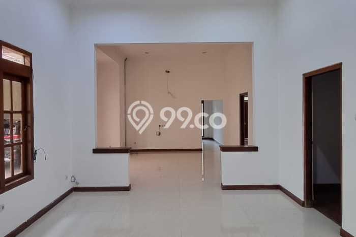 Sewa Rumah Nyaman di Menteng Siap Huni dan Strategis Sewa Rumah Nyaman di Menteng Siap Huni dan Strategis