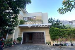 Hunian 5 Kamar Lengkap Dikontrakkan di Menteng Harga Kompetitif Hunian 5 Kamar Lengkap Dikontrakkan di Menteng Harga Kompetitif
