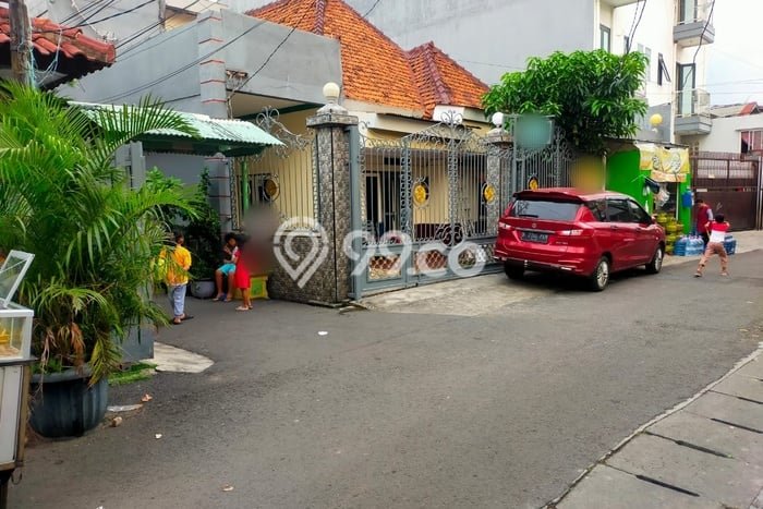 Unit Komersial Dijual di Menteng Jakarta Pusat Luas Bangunan 600m2 Unit Komersial Dijual di Menteng Jakarta Pusat Luas Bangunan 600m2