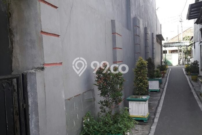 Unit Komersial Dijual di Menteng Jakarta Pusat Luas Bangunan 600m2 Unit Komersial Dijual di Menteng Jakarta Pusat Luas Bangunan 600m2