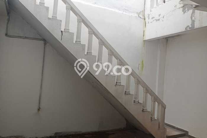Rumah 8 Kamar Siap Huni Dikontrakkan di Menteng Harga Kompetitif Rumah 8 Kamar Siap Huni Dikontrakkan di Menteng Harga Kompetitif