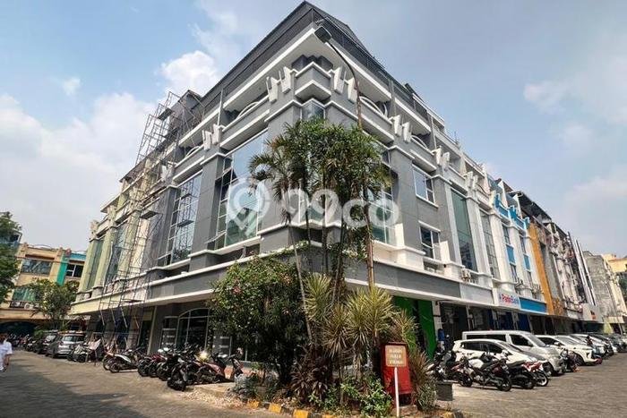 Ruko Dijual di Prime Area Jakarta Selatan Luas 766m2 Ruko Dijual di Prime Area Jakarta Selatan Luas 766m2
