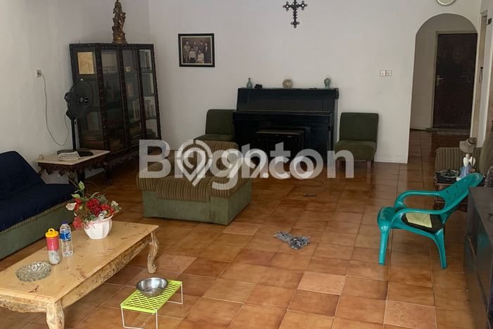 Rumah Elit Modern Siap Huni di Tanjung Duren Selatan Jakarta Barat Rumah Elit Modern Siap Huni di Tanjung Duren Selatan Jakarta Barat