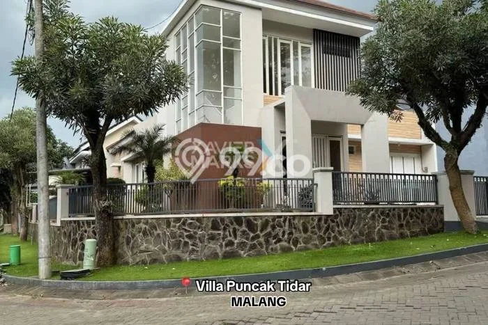 Rumah Sewa Malang LT 340m2 LB 225m2 Area Villa Puncak Tidar Rumah Sewa Malang LT 340m2 LB 225m2 Area Villa Puncak Tidar