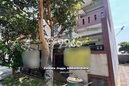 Dijual Rumah Minimalis Bagus Punya 6 KT di Lowokwaru Malang SHM Dijual Rumah Minimalis Bagus Punya 6 KT di Lowokwaru Malang SHM