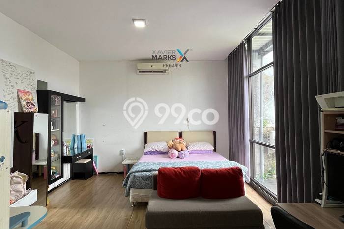 Hunian Elit LB 300m2 Siap Huni Desain Elegan di Villa Puncak Tidar, Malang Hunian Elit LB 300m2 Siap Huni Desain Elegan di Villa Puncak Tidar, Malang