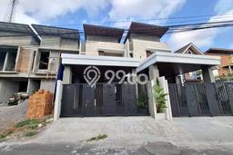 Jual Rumah Favorit Siap Huni LB 175m2 di Depok, Sleman Jual Rumah Favorit Siap Huni LB 175m2 di Depok, Sleman