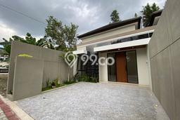 Jual Rumah Bagus Siap Huni LB 100m2 di Ngaglik, Sleman Jual Rumah Bagus Siap Huni LB 100m2 di Ngaglik, Sleman