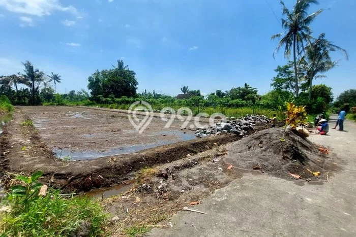 Rumah Minimalis 3 Kamar LT 102m2 di Kaliurang Rumah Minimalis 3 Kamar LT 102m2 di Kaliurang