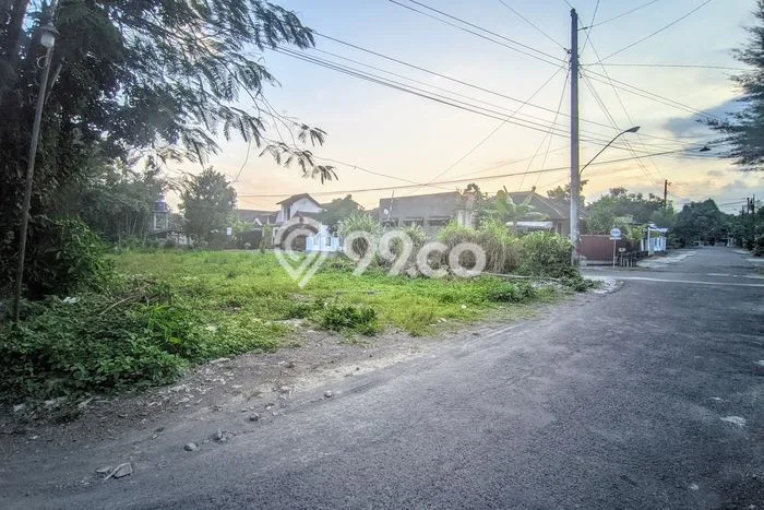 Untuk Dijual Tanah 181m2 di Kaliurang, Yogyakarta Untuk Dijual Tanah 181m2 di Kaliurang, Yogyakarta