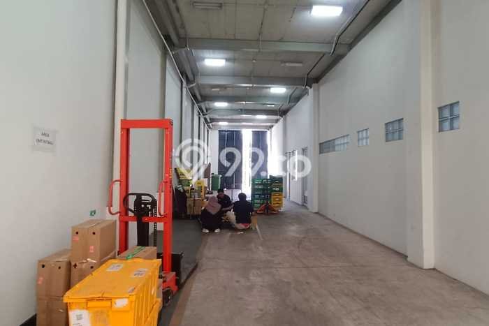 Gudang Favorit Dijual di Setu Tangerang Selatan Kawasan Pusat Bisnis Gudang Favorit Dijual di Setu Tangerang Selatan Kawasan Pusat Bisnis