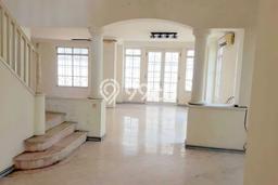 For Sale! Luxury House LT 288m2 Desain Modern di Lippo Karawaci For Sale! Luxury House LT 288m2 Desain Modern di Lippo Karawaci