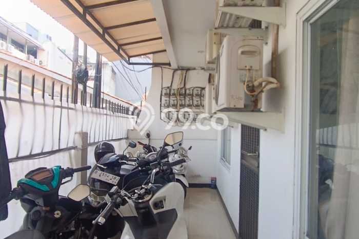 Cocok Untuk Investasi! Dijual Kost di Kemanggisan 37 Kamar Cocok Untuk Investasi! Dijual Kost di Kemanggisan 37 Kamar