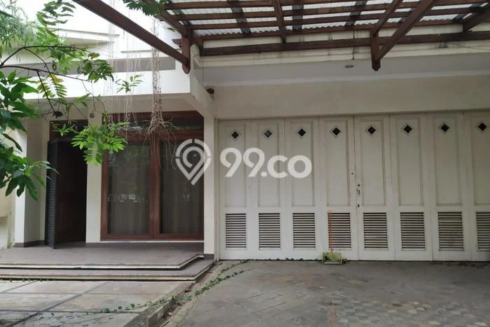 Rumah Luxury Modern Siap Huni di Kedoya Jakarta Barat Rumah Luxury Modern Siap Huni di Kedoya Jakarta Barat