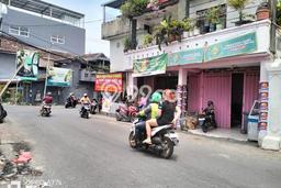 Ruko Dijual di Badung LT 190m2 & LB 300m2 Lokasi Terbaik! Ruko Dijual di Badung LT 190m2 & LB 300m2 Lokasi Terbaik!