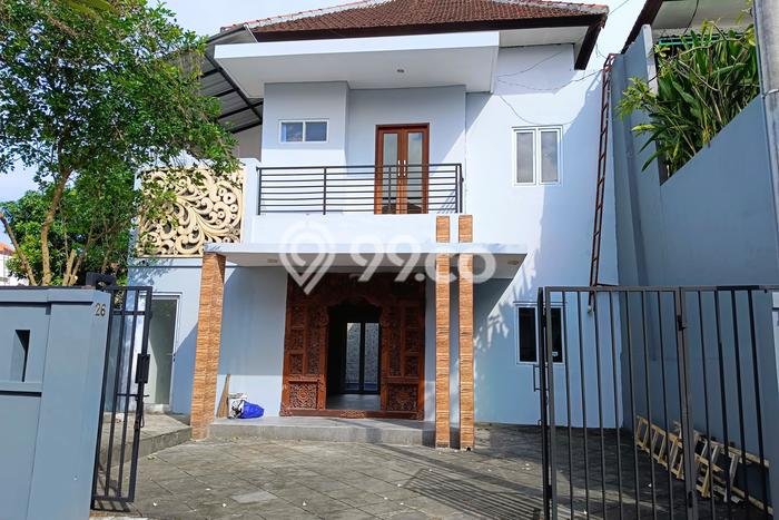 Vila di , Luas 221m2m², Area Nyaman Vila di , Luas 221m2m², Area Nyaman
