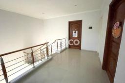 Rumah Strategis Modern Lb 300m2 di Wiyung, Surabaya Rumah Strategis Modern Lb 300m2 di Wiyung, Surabaya