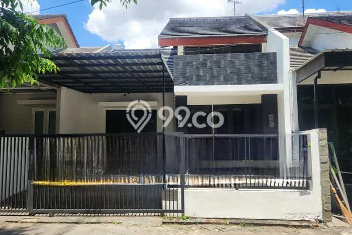 Lokasi strategis! Rumah siap huni disewakan di Wiyung LB 101m2 Lokasi strategis! Rumah siap huni disewakan di Wiyung LB 101m2