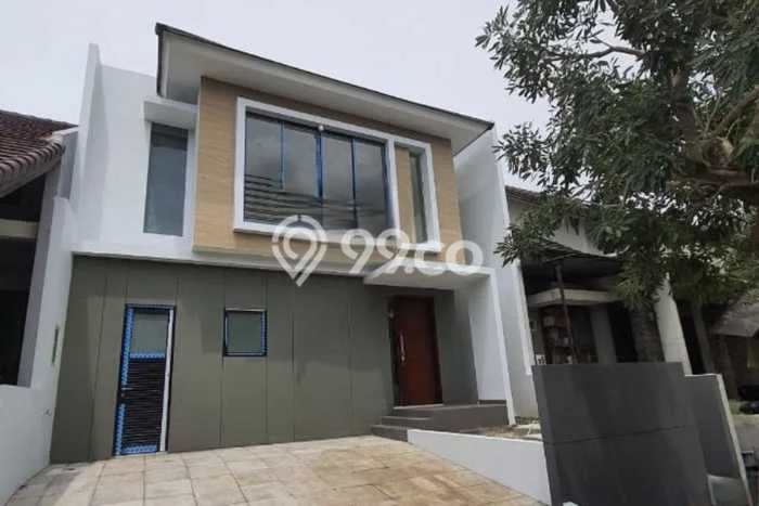Rumah sewa siap pakai 4 Kamar Tidur di Citraland, Surabaya Rumah sewa siap pakai 4 Kamar Tidur di Citraland, Surabaya