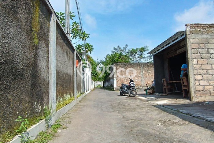 Tanah untuk Dijual Lokasi Depok, Sleman Luas 225m2 SHM Tanah untuk Dijual Lokasi Depok, Sleman Luas 225m2 SHM