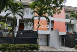 Siap Huni Hunian Elit 5 Kamar di Depok Dekat ke Mana Saja Siap Huni Hunian Elit 5 Kamar di Depok Dekat ke Mana Saja