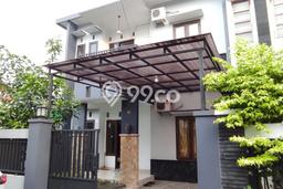 For Sale Rumah 4 Kamar Lokasi Strategis Nyaman dan Strategis di Ngaglik For Sale Rumah 4 Kamar Lokasi Strategis Nyaman dan Strategis di Ngaglik