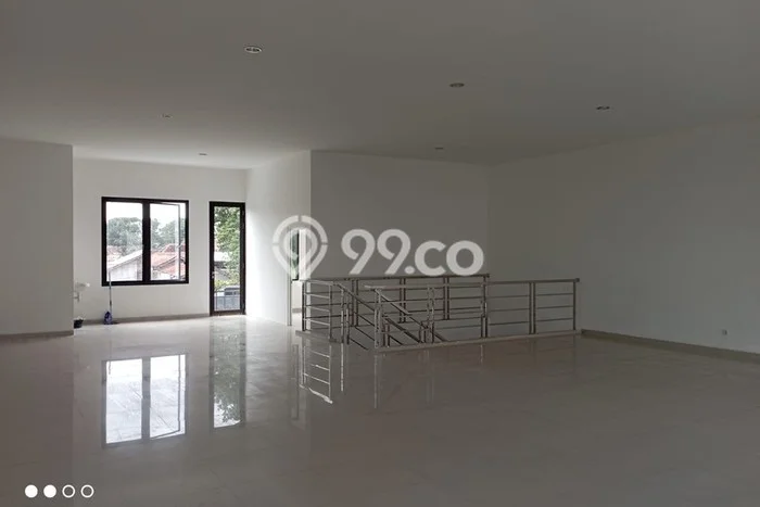 Ruko untuk disewa di Mantrijeron punya LT 165m2 & LB 300m2 harga sewa kompetitif Ruko untuk disewa di Mantrijeron punya LT 165m2 & LB 300m2 harga sewa kompetitif